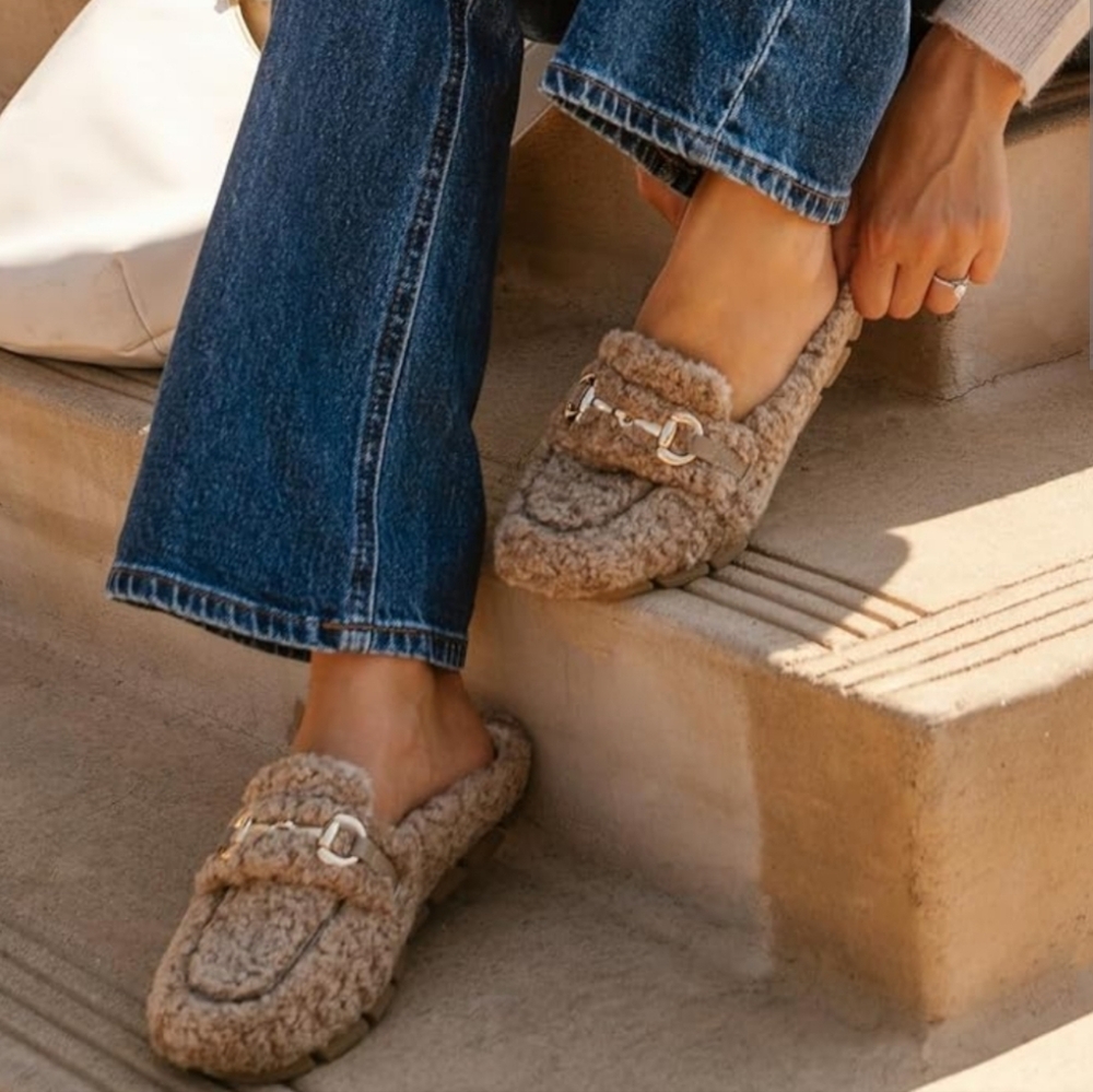 MIA Horse Bit Espen Coco Brown Teddy Slippers